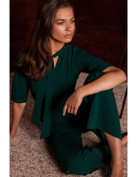 Elegantiškas, tamsiai žalias kombinezonas