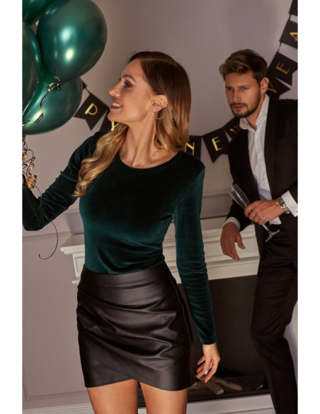 Tamsiai žalia, veliūrinė glaustinukė