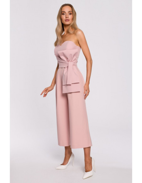 Rožinis kombinezonas