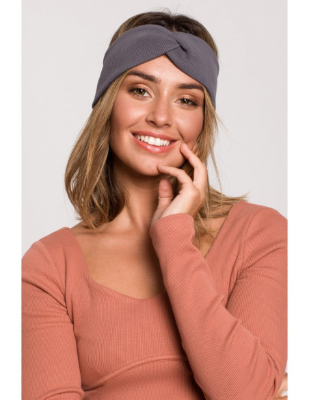 Tamsiai pilka galvos juosta