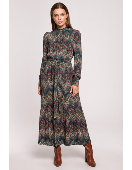 Juoda, marga suknelė