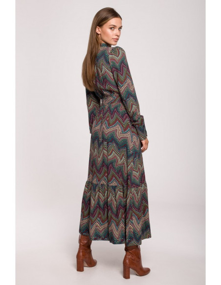 Juoda, marga suknelė