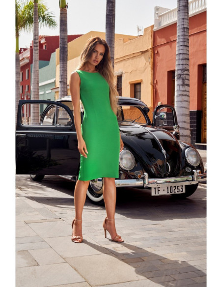 Žalia klasikinė suknelė su grandinėle