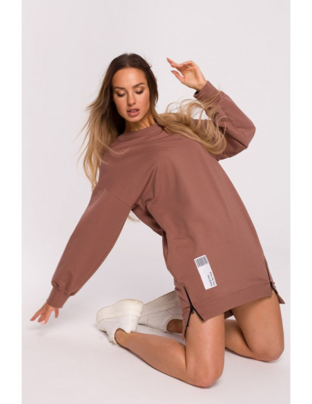 Rusvas megztinis su užtrauktukais