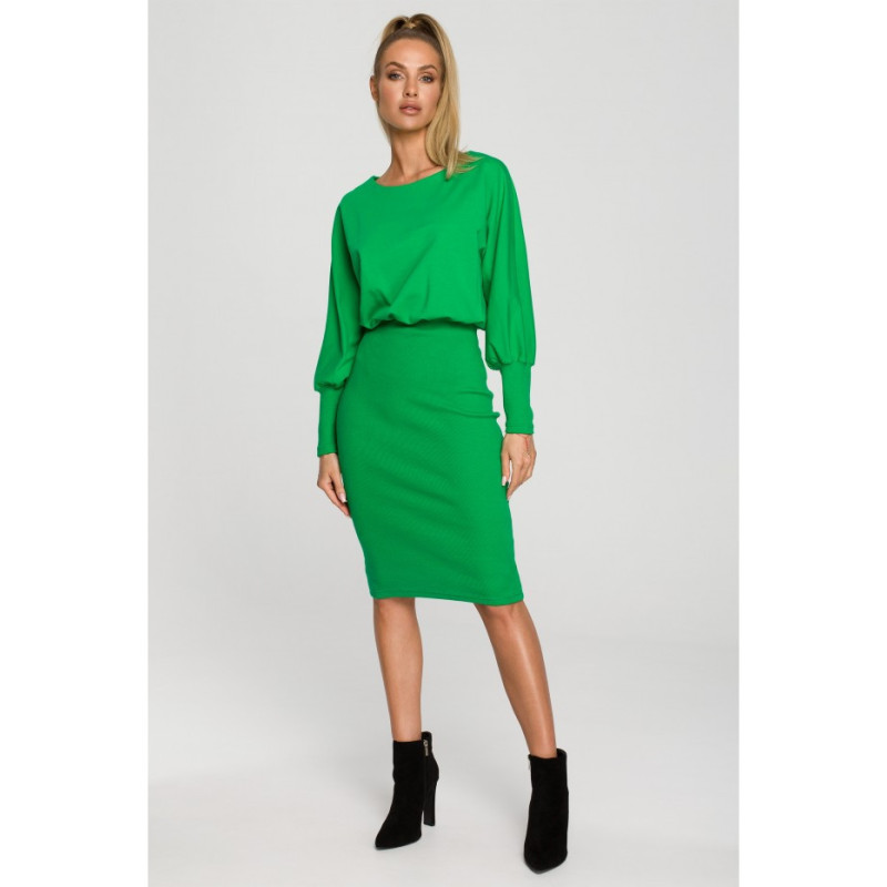 M690 Knit dress in combination of plain - green