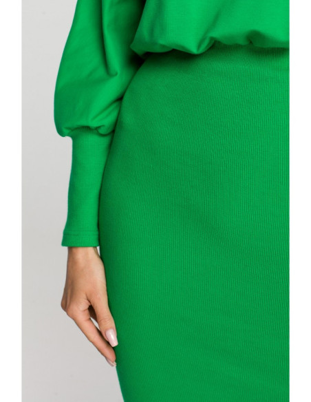 M690 Knit dress in combination of plain - green
