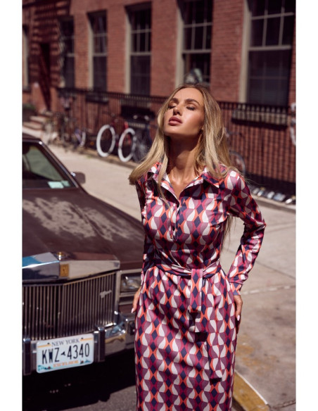 M706 Printed sheath dress with a collar - model 2