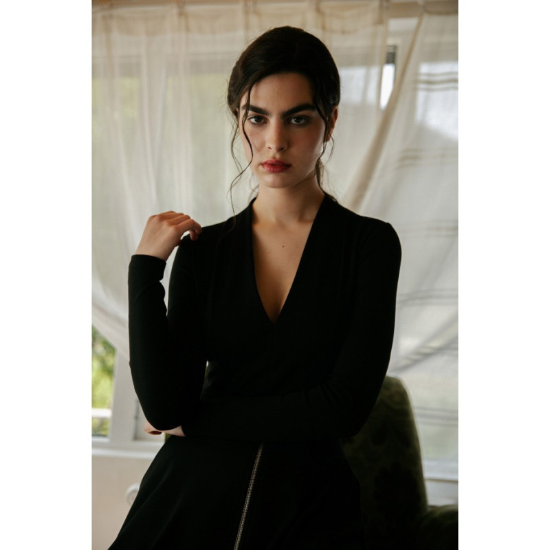 S327 V-neck bodysuit - black