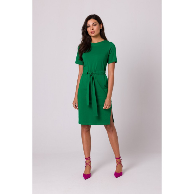 B263 Cotton dress with patch pockets - green