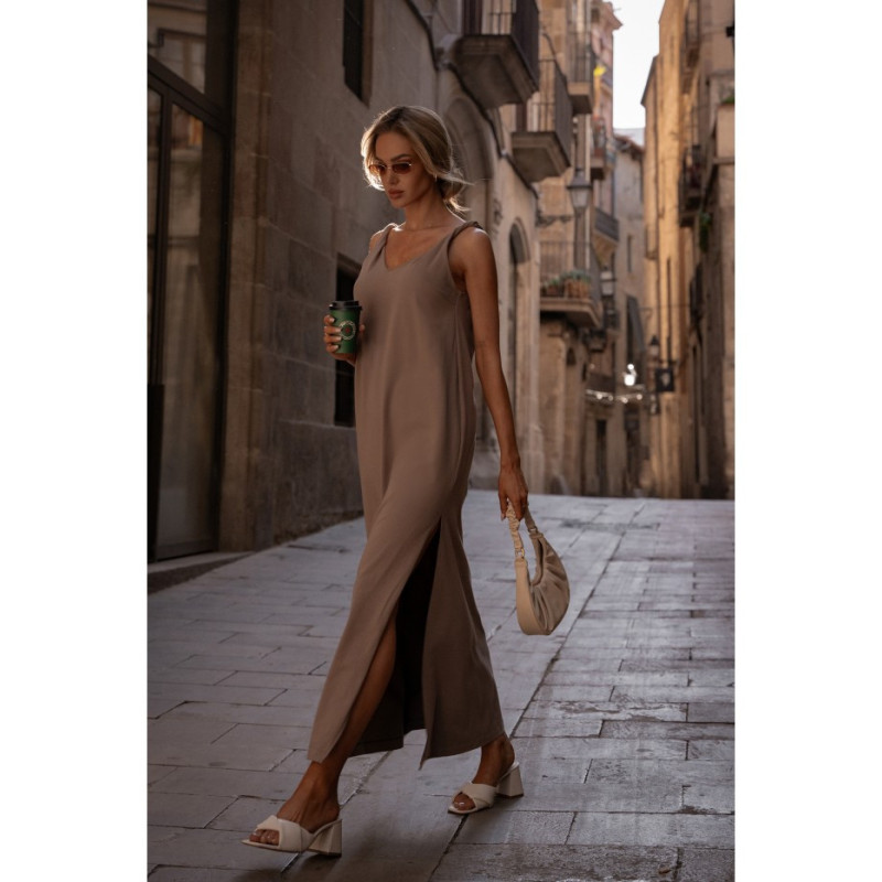 M791 Deep V-neck maxi dress - cocoa