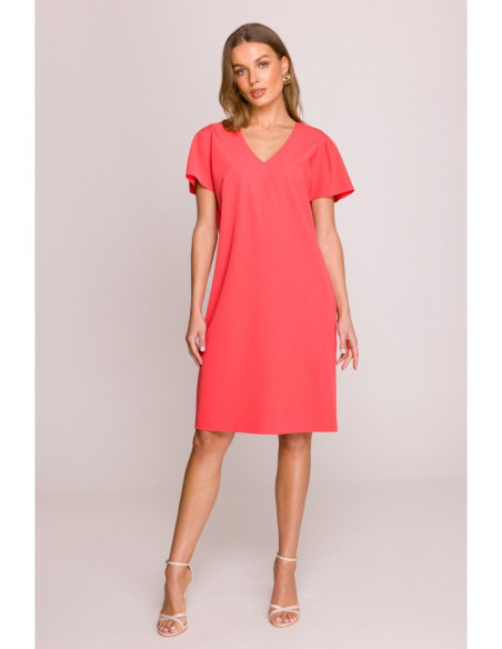 S392 Laisvai krentanti suknelė su V formos iškirpte - koralinė