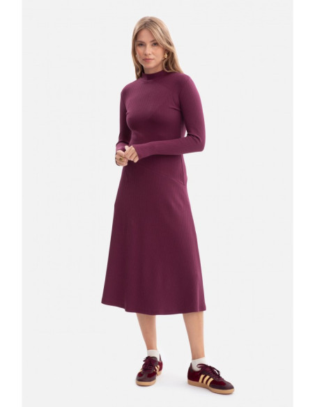 B299 Sukienka z dzianiny prążkowanej - śliwkowa