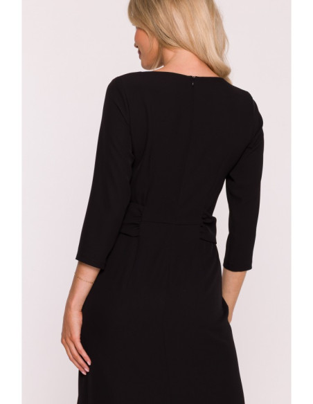 S425 Sukienka z falbaną - czarna