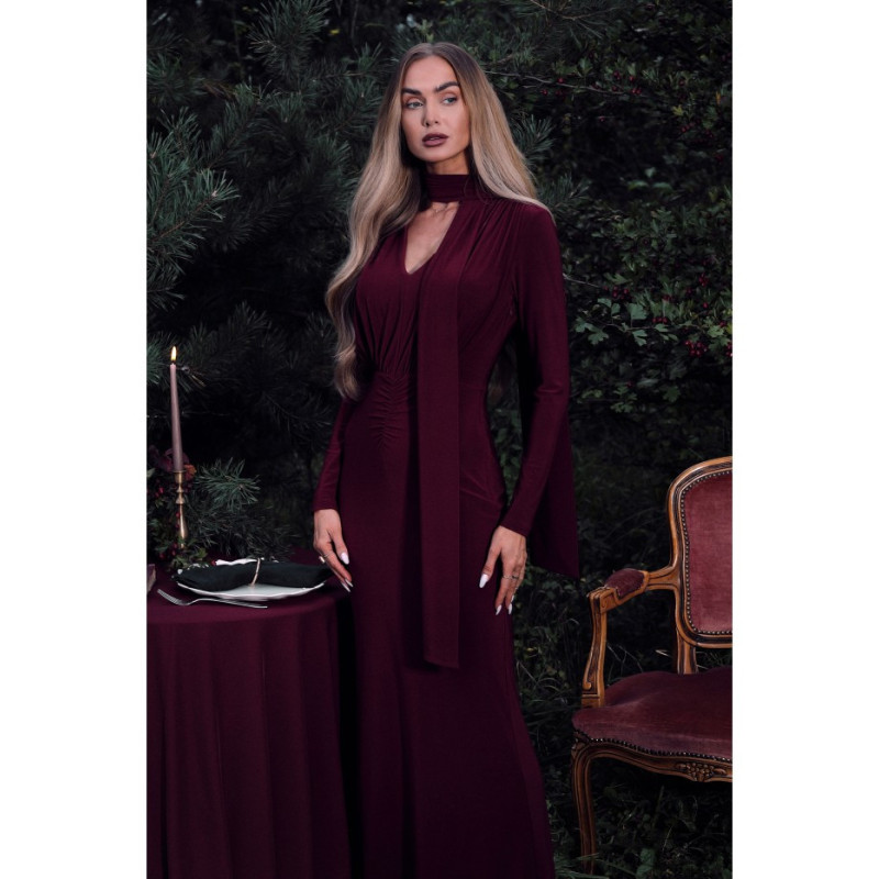 M891 Sukienka maxi z szarfą - bordowa 2