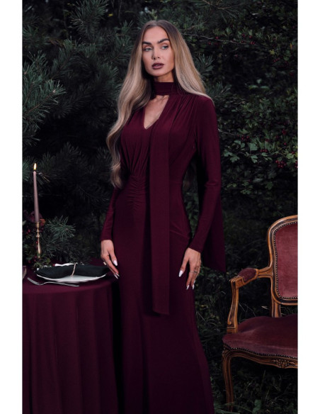 M891 Sukienka maxi z szarfą - bordowa