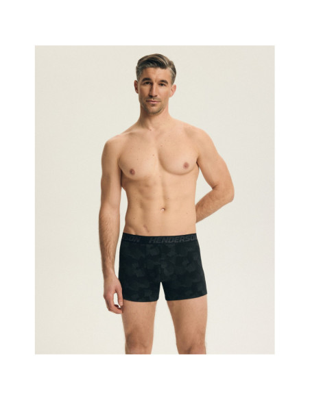 Henderson kelnaitės