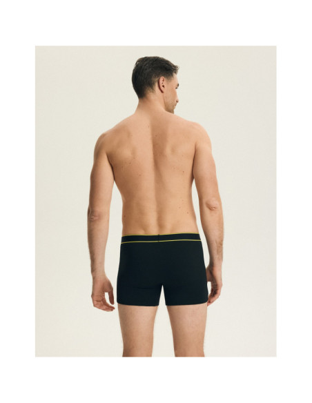 Henderson kelnaitės